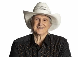 sergio-reis-comemora-67-anos-de-carreira-com-show-no-teatro-guaira-em-marco