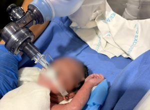 resgate-com-arcanjo-01-salva-recem-nascido-em-parada-cardiorrespiratoria-no-litoral