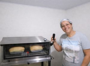 renda-agricultor-familiar:-projeto-do-estado-realiza-sonho-de-produtores-de-janiopolis
