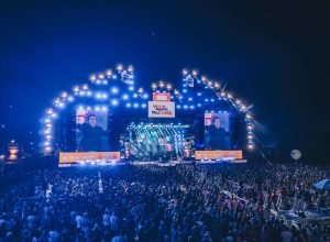 fabio-jr.-celebra-o-romantismo-com-show-para-144-mil-pessoas-em-matinhos