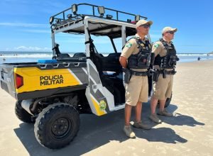 veiculos-de-patrulhamento-na-areia-reforcam-acao-da-pmpr-no-verao-maior-parana
