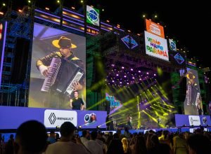 verao-maior:-murilo-huff-e-leo-&-raphael-abrem-fim-de-semana-do-sertanejo-em-pontal