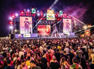 classicos-do-sertanejo-no-verao-maior,-teodoro-&-sampaio-e-gian-&-giovani-agitam-pontal-do-parana