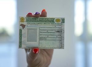 em-menos-de-uma-semana,-26-mil-paranaenses-se-inscrevem-na-cnh-social