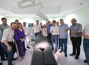 ratinho-junior-entrega-ampliacao-do-hospital-de-loanda,-que-agora-tem-106-leitos