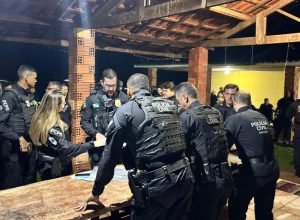 pcpr-prende-16-pessoas-ligadas-ao-trafico-de-drogas-na-regiao-noroeste-do-parana