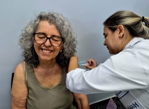 dia-d-promove-vacinacao-contra-a-influenza-na-capital