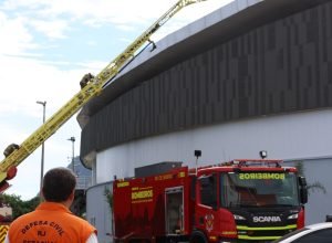 incendio-no-velodromo-do-rio-e-controlado;-pista-nao-teve-impacto