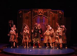 g2-cia-de-danca-lota-teatro-e-levanta-a-plateia-em-francisco-beltrao