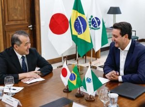 ratinho-junior-recebe-embaixador-do-japao-em-primeira-visita-ao-parana