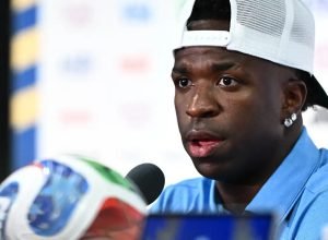 mais-experiente,-vini-jr.-afirma-que-brasil-“chega-para-ser-campeao”