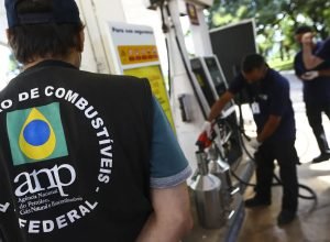 em-tres-meses,-anp-fez-21-autuacoes-por-preco-abusivo-de-combustivel