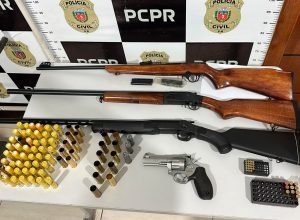 pcpr-prende-seis-e-apreende-arsenal-durante-operacao-contra-comercio-ilegal-de-armas