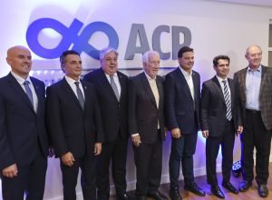 piana-participa-de-homenagens-a-associacao-comercial-do-parana-e-a-educacao-adventista