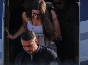 aeronave-com-flavio-bolsonaro-e-familia-pousa-nos-estados-unidos