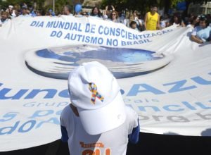 autismo:-entenda-os-impactos-do-diagnostico-tardio-em-adultos