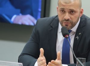 moraes-nega-pedido-de-silveira-para-trabalhar-e-estudar-fora-da-prisao