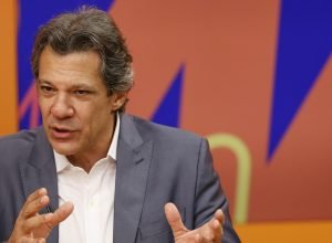 haddad-afirma-que-eua-sao-incoerentes-ao-tarifar-o-brasil