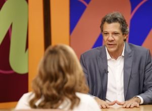 reforma-do-ir-cria-constrangimento-moral-para-super-ricos,-diz-haddad