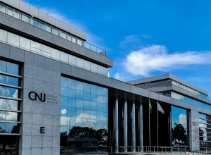 cnj-afasta-desembargador-por-mensagens-publicas-de-apoio-a-bolsonaro
