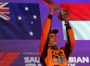 piastri-vence-gp-da-arabia-saudita-e-assume-ponta-da-tabela-na-f1