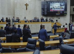 camara-de-sp-aprova-em-1o-turno-reajuste-de-2,6%-de-servidores