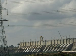 conta-de-luz-tera-bandeira-amarela-em-maio,-decide-aneel