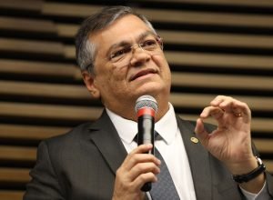 dino-da-48-horas-para-lider-do-pl-explicar-acordo-sobre-emendas