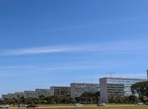 senado-aprova-reajuste-salarial-de-servidores-federais