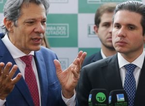 equipe-economica-apresentara-a-lideres-partidarios-alternativas-a-iof