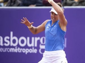 wta-na-alemanha:-bia-haddad-enfrentara-numero-4-do-mundo-nas-quartas