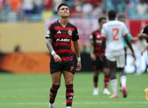 bayern-vence-flamengo-por-4-a-2-e-marca-encontro-com-o-psg