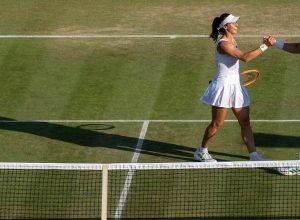 luisa-stefani-vai-a-final-de-duplas-mistas-no-torneio-de-wimbledon
