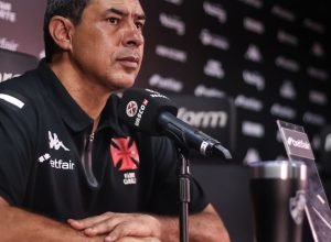 vitoria-anuncia-contratacao-do-tecnico-fabio-carille