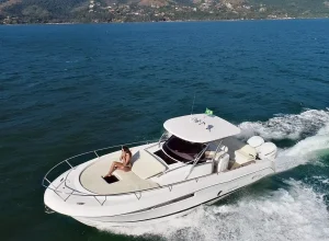 Divulgação/Fishing Raptor Fishing 350 Saint Tropez