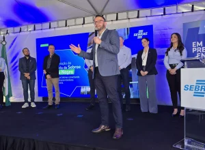 Inove O prefeito de Rio Negro, Alessandro Cristian Von Linsingen