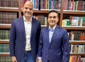 O presidente do diretório estadual Marcelo Almeida com o presidente nacional do Republicanos, Marcos Pereira